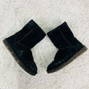 Koolaburra by Ugg Black Suede warm fleece boots size 8